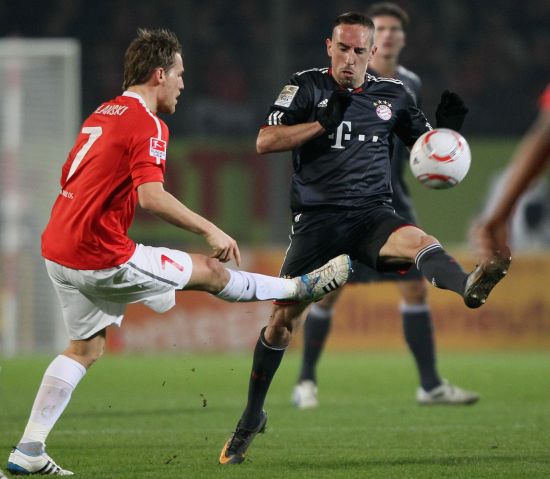 而团队的协 而团队的协